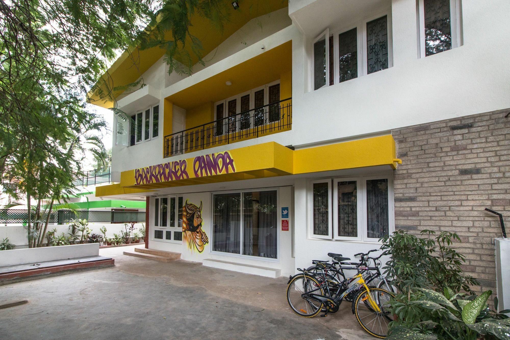 Backpacker Panda Bengaluru Hostel Exterior foto